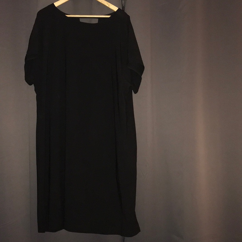 Black Dress with pockets - Size 18